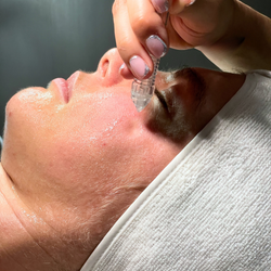 Choose the Best: Hi-Tech Facial