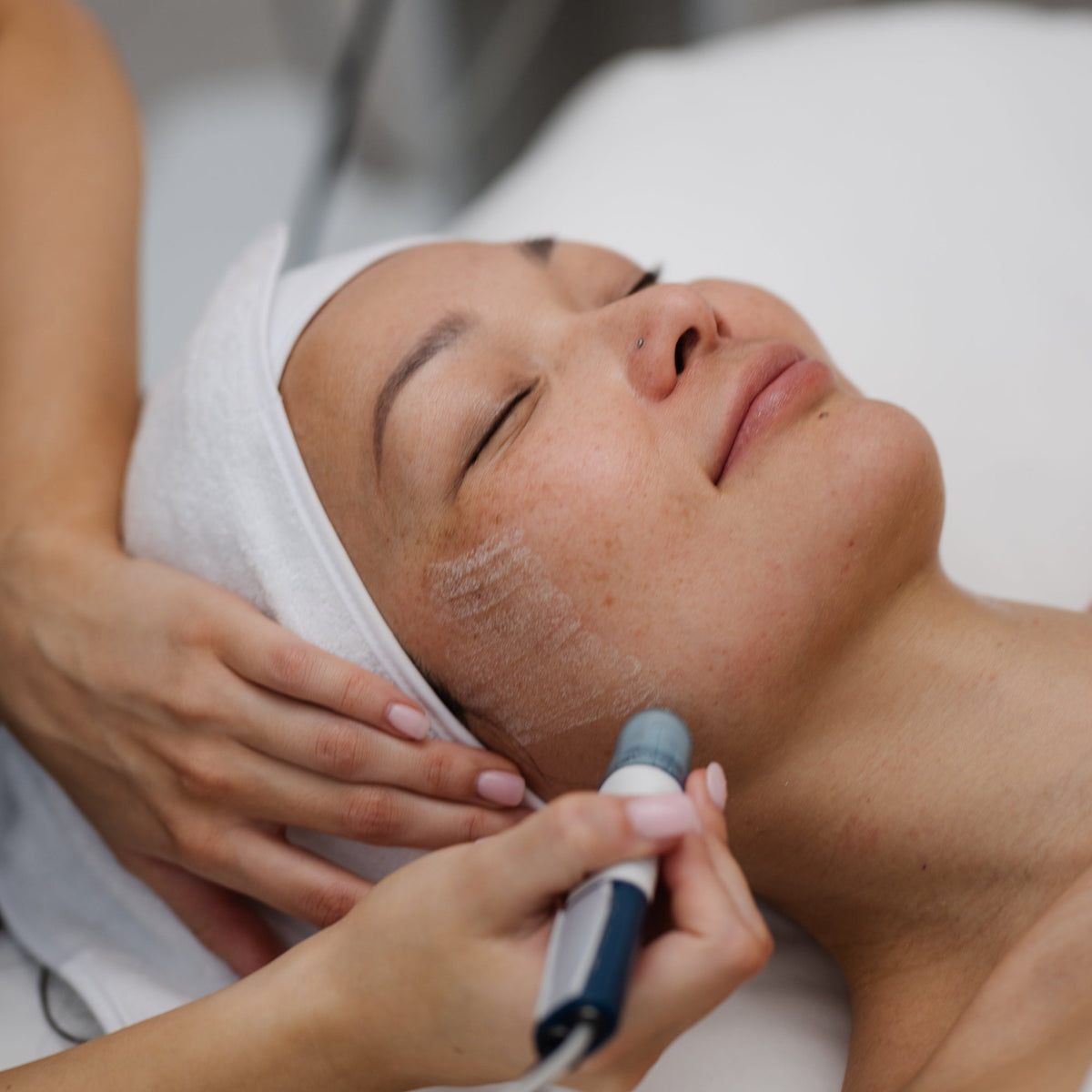 Super Glow Facial