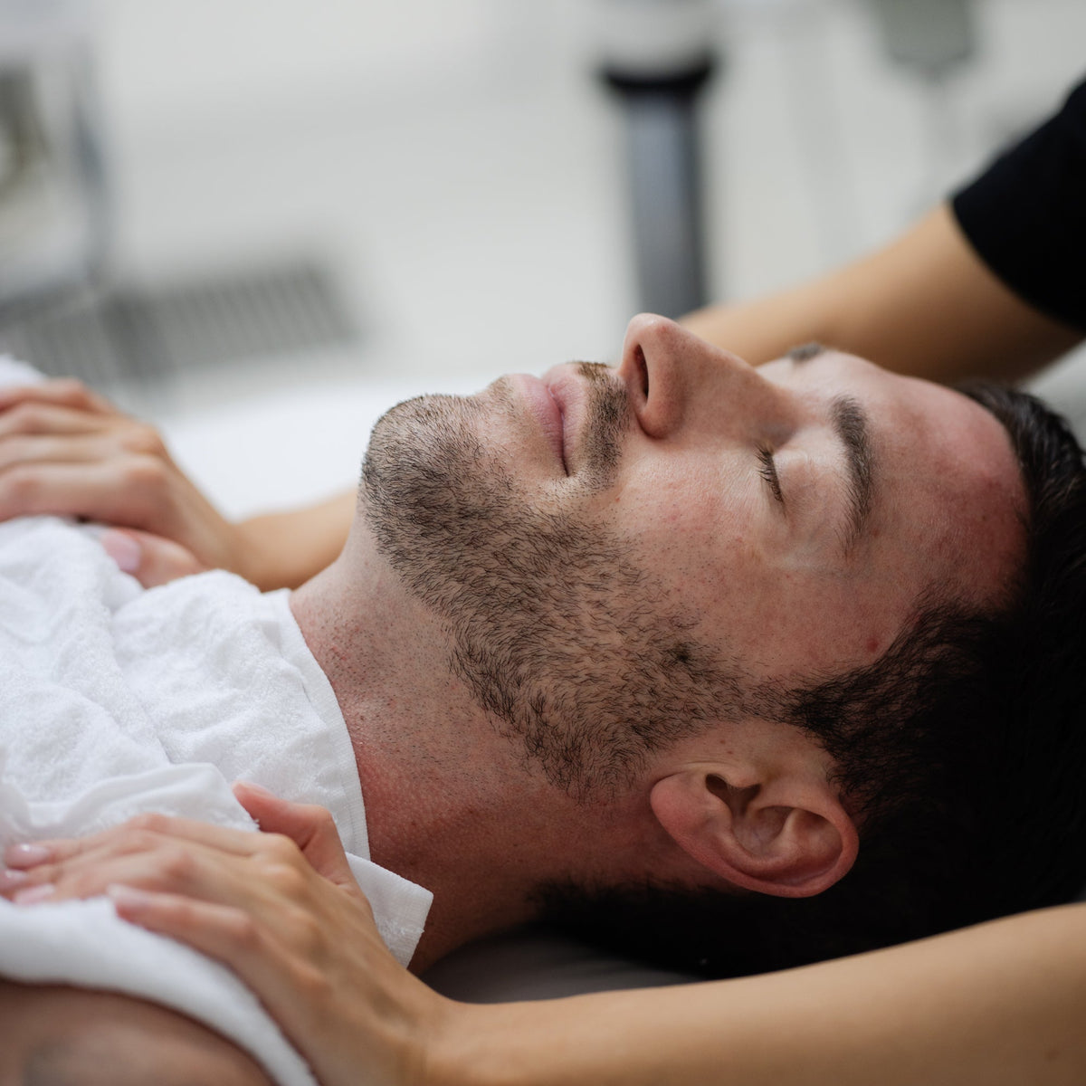 Pure Man Renewal Facial